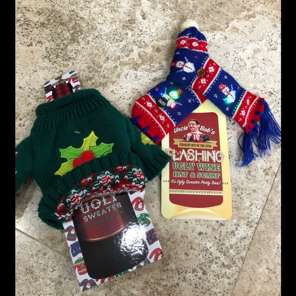 NWT! Uncle Bob’s “Ugly Sweater” Flashing Lighted Wine Cover - Set of 2 - Picture 6 of 6